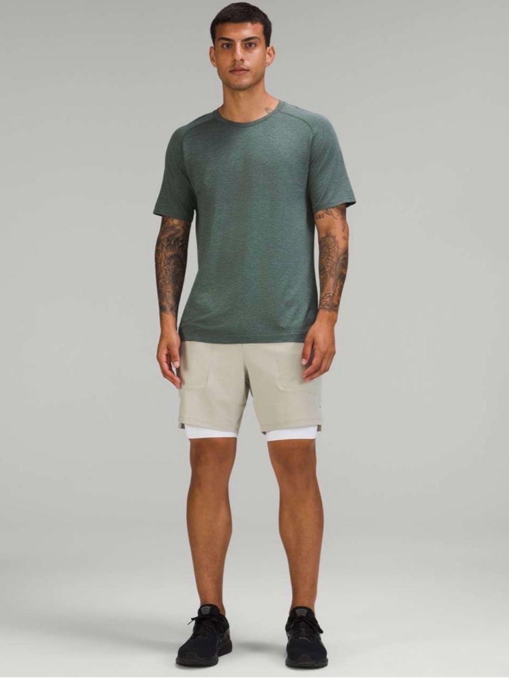 Lululemon Metal Vent Tech Short Sleeve Shirt 2.0
Smoked Spruce / Tidewater Tea